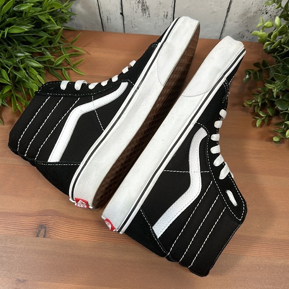 Vans SK8-HI Black Unisex Shoes - Picture 8 of 10